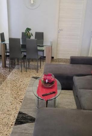 The Friend'S Hause Bed and Breakfast Génova Exterior foto